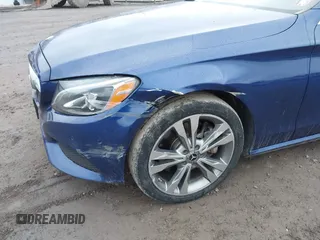 2018 Mercedes-Benz C 300 с VIN WDDWJ4KB5JF620733, выставлен на аукционе IAAI как лот 41730561 с пробегом 75 463 миль миль и . История ставок и продаж доступна на DreamBid. Изображение 6.
