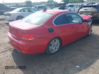 2007 BMW 3 Series 335i z VIN WBAWB73567P155445, wystawiony jako IAAI lot #42210524 z przebiegiem Nie podano mil oraz . Historia ofert i sprzedaży dostępna na DreamBid. Obrazek 4.