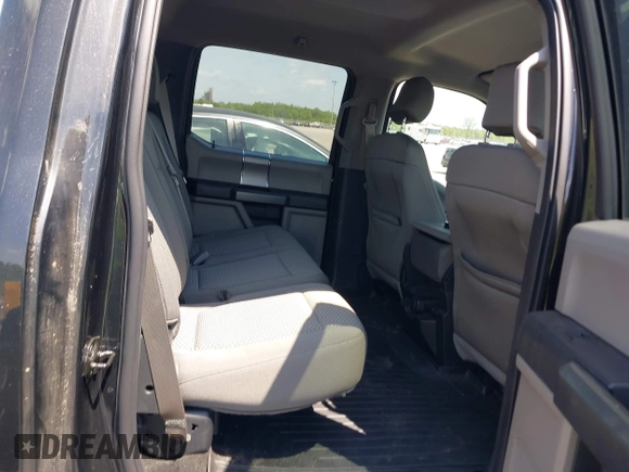 2015 Ford F-150 XL with VIN 1FTEW1CFXFFA37573, listed as a IAAI auction lot 42054120 with 125,822 mi miles. Bid and sale history available at carsss.com. Image 8.