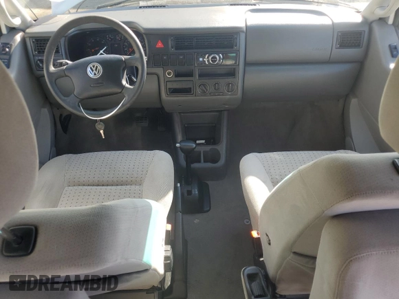 2003 Volkswagen EuroVan MV with VIN WV2NB47023H013577, listed as a Copart auction lot 53545845 with 151,025 mi miles and Clean Title. Bid and sale history available at DreamBid. Image 8.
