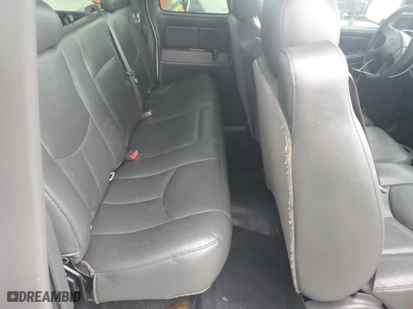 2006 Chevrolet Silverado 1500 LS with VIN 1GCEC19V56Z272906, listed as a Copart auction lot 44679615 with 151,121 mi miles and Non Repairable. Bid and sale history available at carsss.com. Image 10.