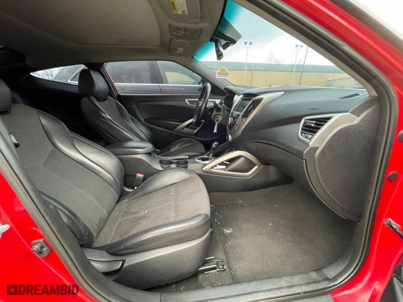 2015 Hyundai Veloster with VIN KMHTC6AD0FU238274, listed as a Copart auction lot 45174464 with 143,112 mi miles. Bid and sale history available at carsss.com. Image 5.