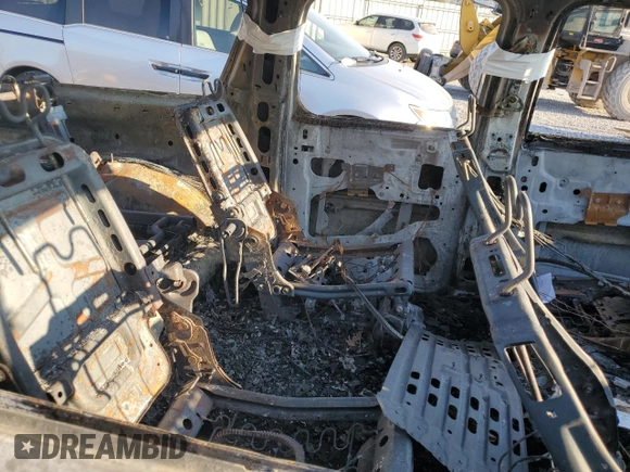 2008 Chevrolet Suburban 2LT with VIN 3GNFC16038G194438, listed as a Copart auction lot 46873265 with Not provided miles and Non repairable. Bid and sale history available at DreamBid. Image 11.