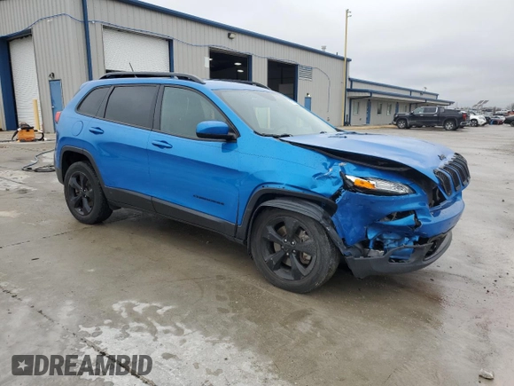 2018 Jeep Cherokee Latitude with VIN 1C4PJMCB6JD575634, listed as a Copart auction lot 51828305 with 58,590 mi miles and Salvage title. Bid and sale history available at DreamBid. Image 4.