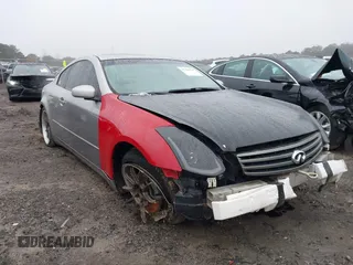 2005 Infiniti G35 Coupe with VIN JNKCV54E75M423240, listed as a IAAI auction lot 41103597 with 121,413 mi miles. Bid and sale history available at carsss.com. Image 6.