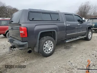 2015 GMC Sierra 2500HD available WiFi Denali with VIN 1GT120E89FF649153, listed as a Copart auction lot 43949515 with 189,518 mi miles and Salvage Title. Bid and sale history available at carsss.com. Image 3.