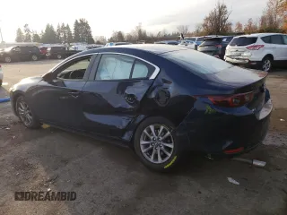 2022 Mazda 3 S z VIN JM1BPAAL1N1506795, wystawiony jako Copart lot #82496954 z przebiegiem 18 693 mil mil oraz Szkoda całkowita • Salvage title. Historia ofert i sprzedaży dostępna na DreamBid. Obrazek 2.