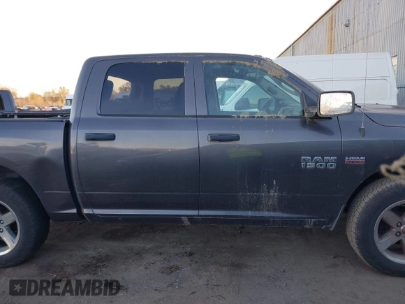 2014 Ram 1500 Express with VIN 1C6RR7KT4ES452856, listed as a IAAI auction lot 40962074 with 42,211 mi miles. Bid and sale history available at carsss.com. Image 13.