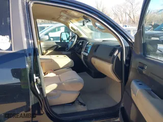 2007 Toyota Tundra SR5 with VIN 5TFBV54127X011965, listed as a IAAI auction lot 41670795 with 156,864 mi miles. Bid and sale history available at carsss.com. Image 5.