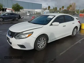 2016 Nissan Altima SR with VIN 1N4AL3AP5GC220645, listed as a IAAI auction lot 41938564 with 202,222 mi miles and . Bid and sale history available at carsss.com. Image 2.