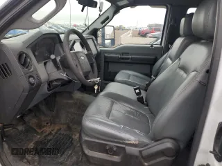 2011 Ford F-250 XL with VIN 1FT7X2BT7BEC61872, listed as a Copart auction lot 47992895 with 221,291 mi miles and Clean Title. Bid and sale history available at DreamBid. Image 7.