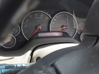 2005 Chevrolet Corvette with VIN 1G1YY34U055128686, listed as a IAAI auction lot 42035318 with 1 mi miles. Bid and sale history available at carsss.com. Image 7.