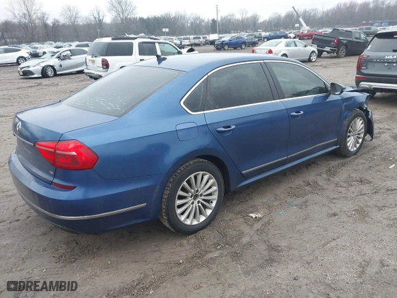 2016 Volkswagen Passat 1.8T SE w/Technology with VIN 1VWBS7A32GC018266, listed as a IAAI auction lot 41425924 with 129,809 mi miles. Bid and sale history available at carsss.com. Image 4.