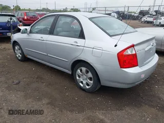 2006 Kia Spectra EX z VIN KNAFE121265360130, wystawiony jako IAAI lot #42345843 z przebiegiem 152 987 mil mil oraz . Historia ofert i sprzedaży dostępna na DreamBid. Obrazek 3.
