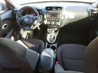 2015 Kia Soul with VIN KNDJN2A2XF7812617, listed as a Copart auction lot 73328084 with 137,781 mi miles and Salvage Title. Bid and sale history available at carsss.com. Image 8.