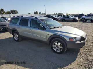 2004 Volvo V70 XC70 with VIN YV1SZ59H541154315, listed as a Copart auction lot 68516614 with 0 mi miles and Clean Title. Bid and sale history available at carsss.com. Image 4.
