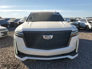2022 Cadillac Escalade Sport Platinum with VIN 1GYS4GKL8NR129095, listed as a Copart auction lot 44631925 with 44,085 mi miles and Salvage Title. Bid and sale history available at carsss.com. Image 5.