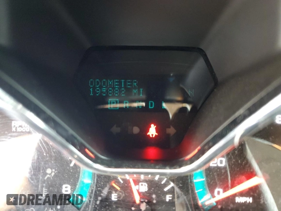 2015 Chevrolet Traverse LT with VIN 1GNKRGKD1FJ298947, listed as a Copart auction lot 59227745 with 195,882 mi miles and Salvage title. Bid and sale history available at DreamBid. Image 9.