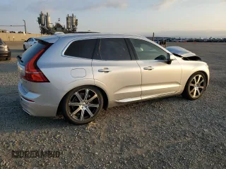 2020 Volvo XC60 Inscription z VIN YV4102DL5L1507993, wystawiony jako Copart lot #76324584 z przebiegiem 60 454 mil mil oraz Szkoda całkowita • Salvage title. Historia ofert i sprzedaży dostępna na DreamBid. Obrazek 3.