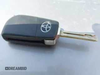 2018 Toyota C-HR XLE с VIN NMTKHMBX2JR048082, выставлен на аукционе IAAI как лот 42245404 с пробегом 138 554 миль миль и . История ставок и продаж доступна на DreamBid. Изображение 11.