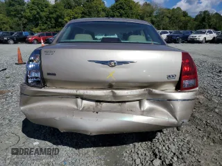 2006 Chrysler 300 Touring with VIN 2C3KK53G56H242414, listed as a Copart auction lot 72551254 with 112,759 mi miles and Salvage Title. Bid and sale history available at carsss.com. Image 6.