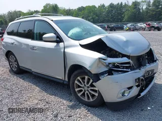2013 Nissan Pathfinder SV with VIN 5N1AR2MMXDC609048, listed as a IAAI auction lot 42494071 with 124,723 mi miles and . Bid and sale history available at DreamBid. Image 1.
