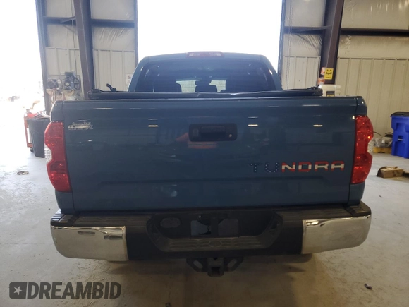 2018 Toyota Tundra 2WD SR5 with VIN 5TFFY5F13JX236733, listed as a Copart auction lot 46933945 with 108,477 mi miles and Salvage Title. Bid and sale history available at carsss.com. Image 6.