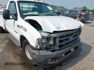 2001 Ford F-350 XL с VIN 1FDSF34FX1ED78415, выставлен на аукционе IAAI как лот 42440102 с пробегом Не указан миль и . История ставок и продаж доступна на DreamBid. Изображение 6.
