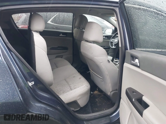 2017 Kia Sportage LX with VIN KNDPMCAC8H7217649, listed as a IAAI auction lot 40843857 with 146,881 mi miles and . Bid and sale history available at carsss.com. Image 8.