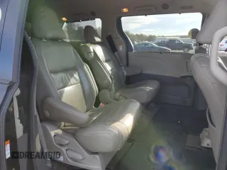 2018 Toyota Sienna XLE Auto Access Seat with VIN 5TDYZ3DC3JS945828, listed as a Copart auction lot 87716365 with 282,364 mi miles and Clean Title. Bid and sale history available at carsss.com. Image 11.
