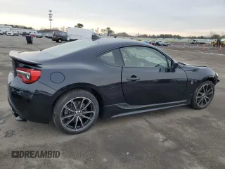 2020 Toyota 86 with VIN JF1ZNAA17L8752389, listed as a Copart auction lot 86005994 with 23,179 mi miles and Salvage Title. Bid and sale history available at carsss.com. Image 3.