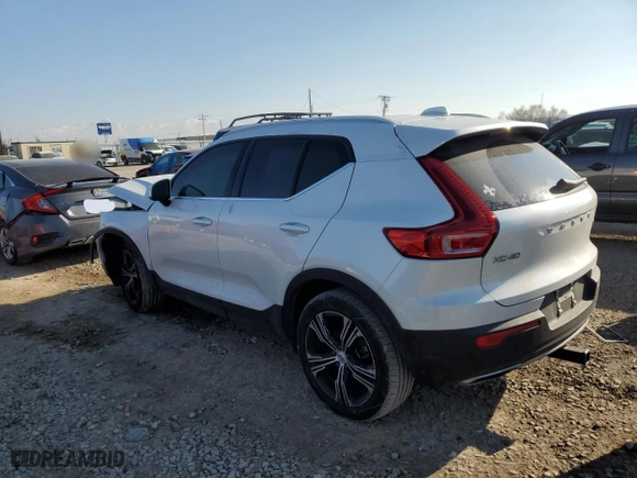 2020 Volvo XC40 Inscription with VIN YV4162UL2L2346558, listed as a Copart auction lot 88372965 with 0 mi miles and Salvage Title. Bid and sale history available at carsss.com. Image 2.