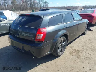 2007 Dodge Magnum R/T with VIN 2D4GV57287H872794, listed as a IAAI auction lot 41899268 with 207,339 mi miles. Bid and sale history available at carsss.com. Image 4.