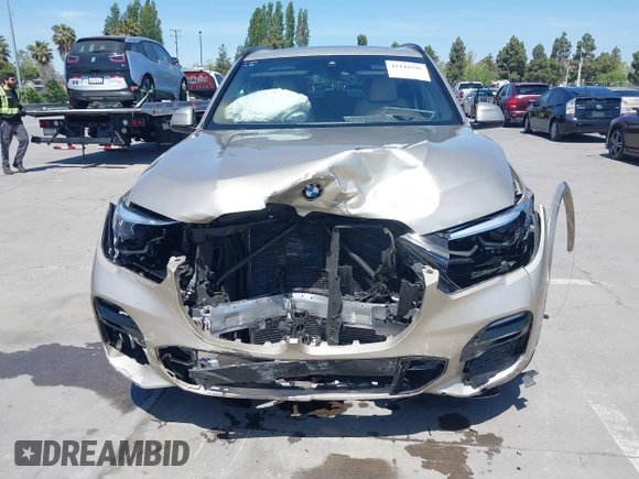 2019 BMW X5 xDrive40i z VIN 5UXCR6C54KLL62006, wystawiony jako IAAI lot #42149795 z przebiegiem 57 470 mil mil oraz . Historia ofert i sprzedaży dostępna na DreamBid. Obrazek 13.