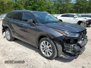 2023 Toyota Highlander L z VIN 5TDKDRAHXPS006529, wystawiony jako Copart lot #52457715 z przebiegiem 31 118 mil mil oraz Szkoda całkowita • Salvage title. Historia ofert i sprzedaży dostępna na DreamBid. Obrazek 4.