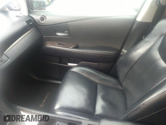2013 Lexus RX 350 z VIN 2T2ZK1BA4DC113096, wystawiony jako IAAI lot #41384917 z przebiegiem 191 159 mil mil oraz . Historia ofert i sprzedaży dostępna na DreamBid. Obrazek 5.