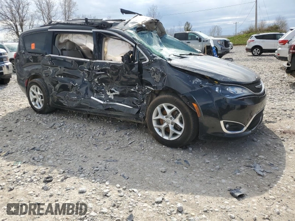 2020 Chrysler Pacifica Limited z VIN 2C4RC1GG0LR130605, wystawiony jako Copart lot #53888655 z przebiegiem Nie podano mil oraz Nie do naprawy • Non repairable. Historia ofert i sprzedaży dostępna na DreamBid. Obrazek 4.