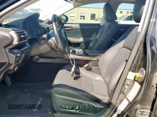 2017 Lexus IS 200t with VIN JTHBA1D24H5039369, listed as a Copart auction lot 62643755 with 135,171 mi miles and Salvage title. Bid and sale history available at DreamBid. Image 7.