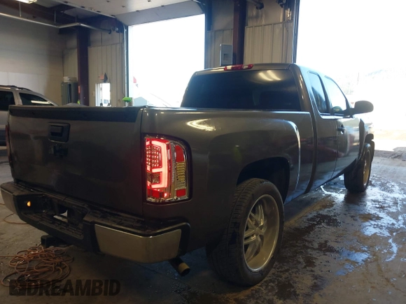 2007 Chevrolet Silverado 1500 Work Truck with VIN 2GCEC19C771599896, listed as a IAAI auction lot 41992728 with 215,375 mi miles and . Bid and sale history available at DreamBid. Image 4.