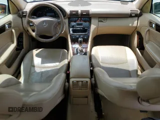 2002 Mercedes-Benz C 230/260/280/320 с VIN WDBRF61J32F155270, выставлен на аукционе Copart как лот 58742125 с пробегом 148 035 миль миль и Списание • Salvage title. История ставок и продаж доступна на DreamBid. Изображение 8.