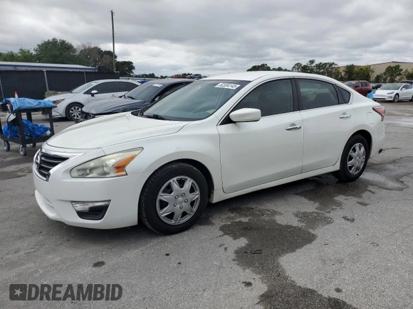 2014 Nissan Altima 2.5 with VIN 1N4AL3AP2EN255239, listed as a Copart auction lot 52334145 with 101,286 mi miles and Salvage Title. Bid and sale history available at DreamBid. Image 1.