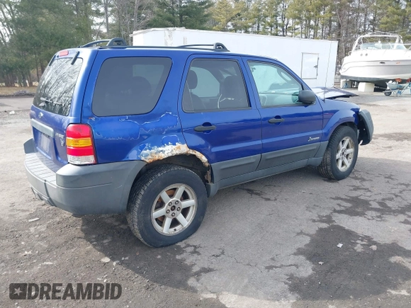 2005 Ford Escape Hybrid with VIN 1FMCU96HX5KC07148, listed as a IAAI auction lot 41741158 with 225,598 mi miles. Bid and sale history available at carsss.com. Image 4.