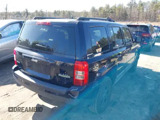 2011 Jeep Patriot Latitude with VIN 1J4NF1GB0BD180281, listed as a IAAI auction lot 41707261 with 138,519 mi miles and . Bid and sale history available at DreamBid. Image 4.