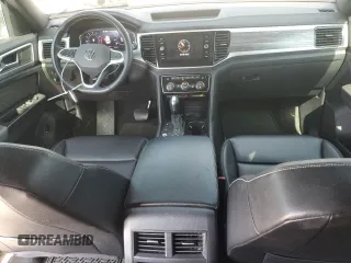 2022 Volkswagen Atlas SE with VIN 1V2HE2CA5NC212448, listed as a Copart auction lot 60375345 with 84,919 mi miles and Salvage title. Bid and sale history available at DreamBid. Image 8.