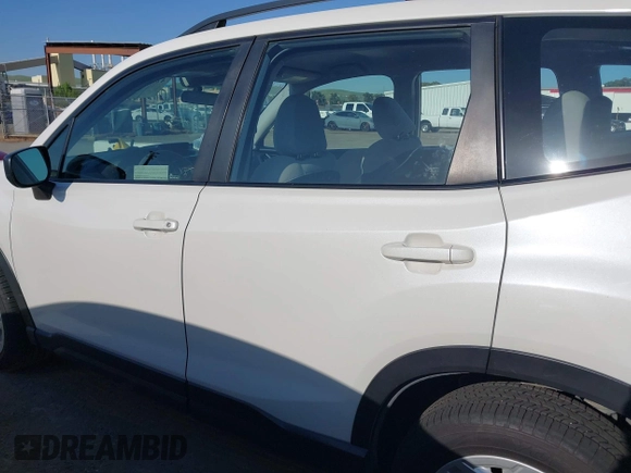 2020 Subaru Forester with VIN JF2SKADCXLH526608, listed as a IAAI auction lot 42002157 with 209,812 mi miles. Bid and sale history available at carsss.com. Image 14.