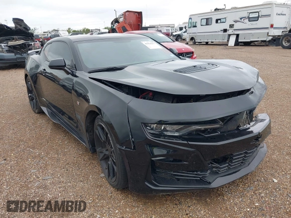 2019 Chevrolet Camaro 1SS z VIN 1G1FF1R70K0111514, wystawiony jako IAAI lot #41924277 z przebiegiem Nie podano mil oraz . Historia ofert i sprzedaży dostępna na DreamBid. Obrazek 1.