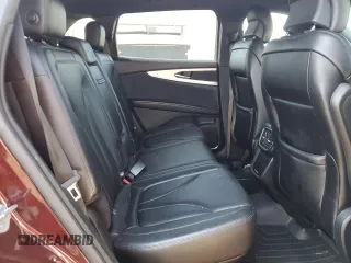 2018 Lincoln MKX Premiere z VIN 2LMPJ8JR9JBL19338, wystawiony jako Copart lot #48722055 z przebiegiem 100 474 mil mil oraz Szkoda całkowita • Salvage title. Historia ofert i sprzedaży dostępna na DreamBid. Obrazek 10.
