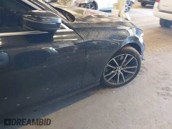 2021 BMW 3 Series 330i with VIN 3MW5R1J06M8C17805, listed as a IAAI auction lot 41736509 with 60,811 mi miles. Bid and sale history available at carsss.com. Image 6.
