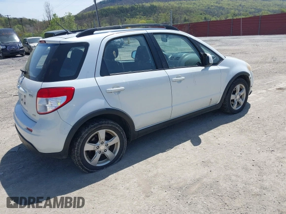 2012 Suzuki SX4 Crossover with VIN JS2YB5A35C6308615, listed as a IAAI auction lot 42090449 with 173,000 mi miles. Bid and sale history available at carsss.com. Image 4.