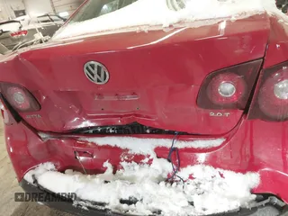 2008 Volkswagen Jetta Wolfsburg Edition с VIN 3VWRJ71K38M137887, выставлен на аукционе IAAI как лот 41486256 с пробегом 105 998 миль миль и . История ставок и продаж доступна на DreamBid. Изображение 6.